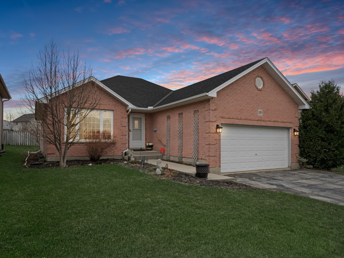 One-Level Living Perfection at 119 Meadowridge&nbsp;Drive